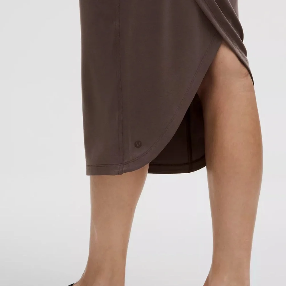 Lululemon‎ Drapey Softstreme Column Midi Skirt
